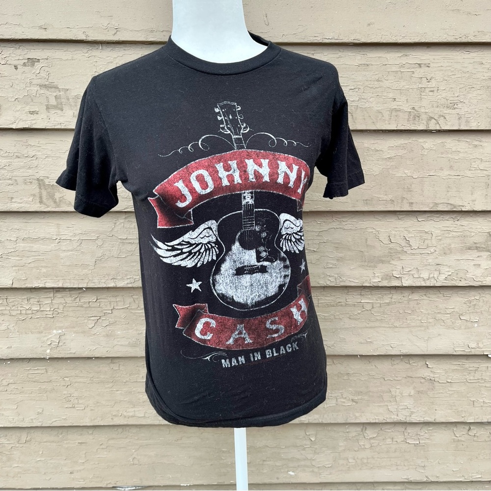 Johnny Cash vintage look tee!